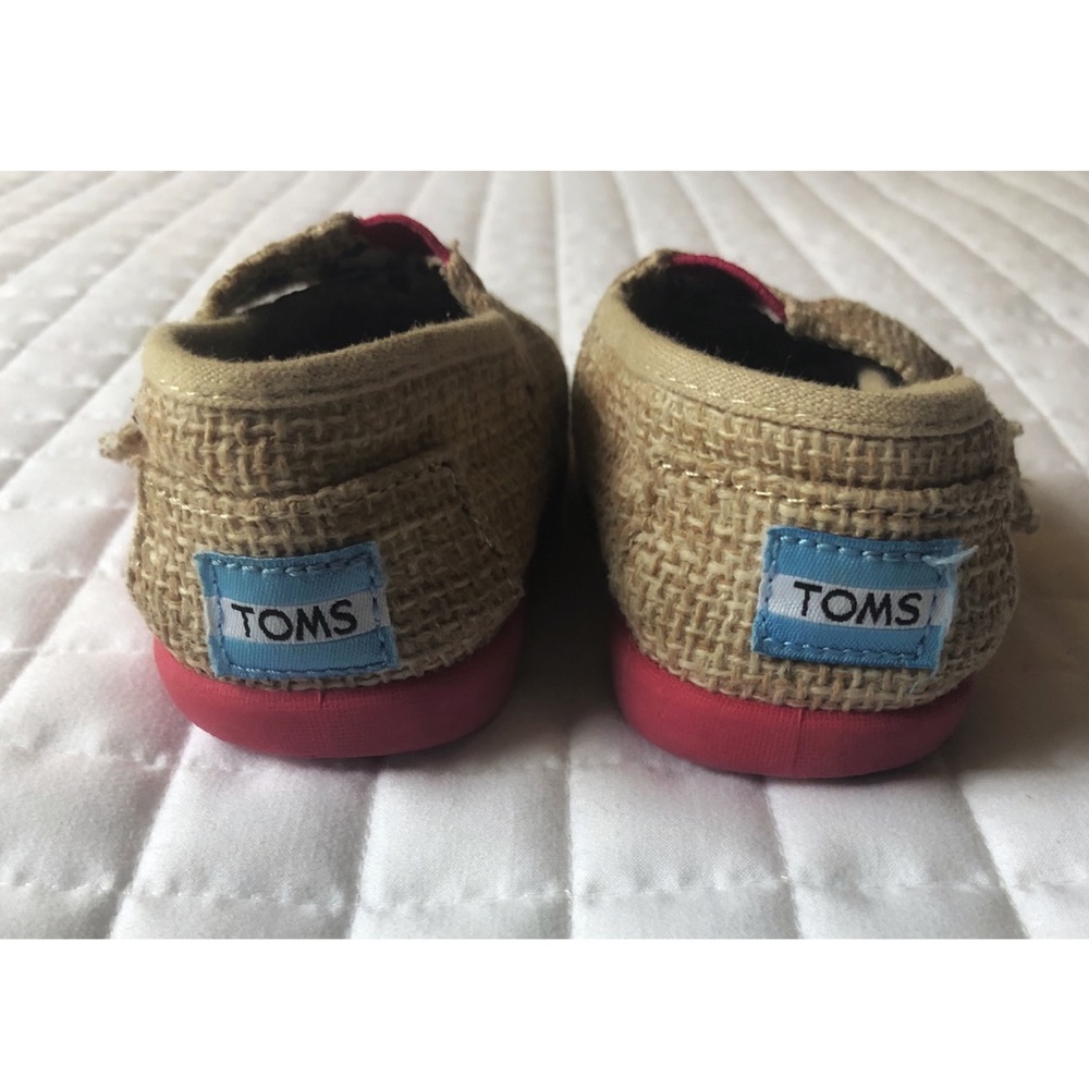 Little Girl Toms with Flower Embroidery Detailing - Picture 4 of 4